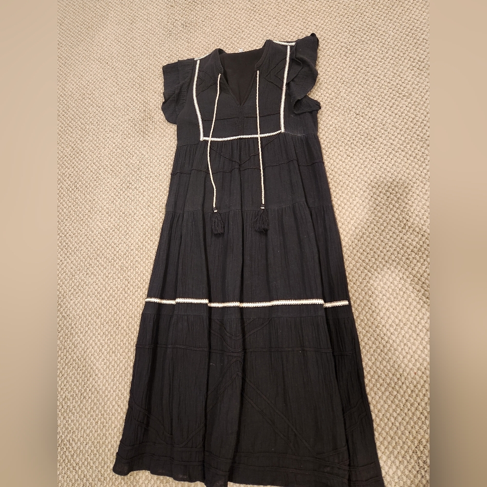 See And Be Seen Black Maxi Dress with Contrast Trim Sz Large